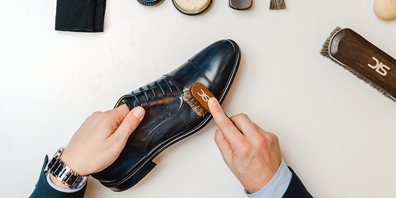 How to Polish Leather Shoes: Ultimate Guide - The Gentleman’s Touch